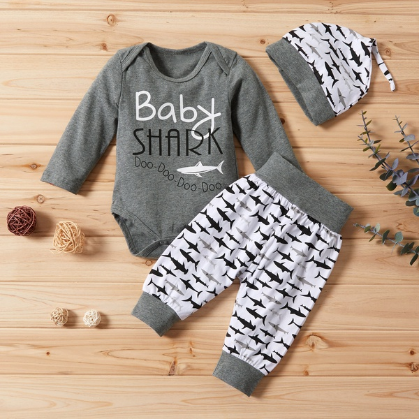 3-piece Baby Boy BABY SHARK Print Long-sleeve Bodysuit and Fish Pants with Hat Set