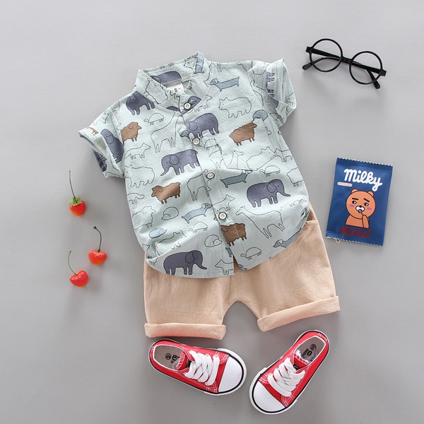 2-piece Baby / Toddler Boy Adorable Animal Print Shirt and Solid Shorts Set