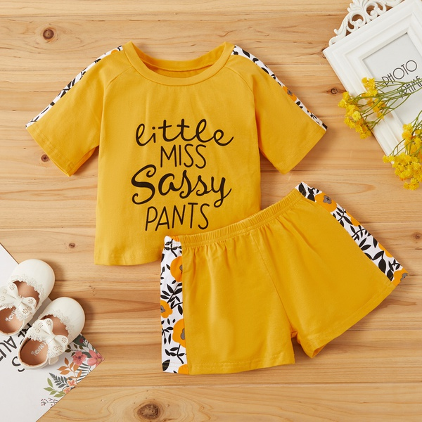 2-piece Baby / Toddler Girl Letter Print Floral Tee and Shorts Set