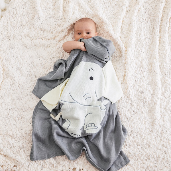 Elephant Design Cartoon Kintted Baby Swaddle Blanket