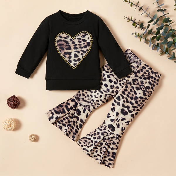 Baby / Toddler Heart Print Long-sleeve Top and Leopard Print Bellbottom Pants Set