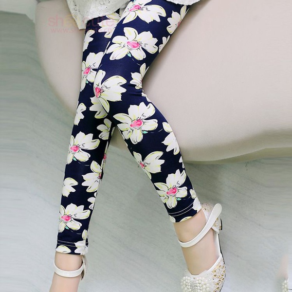 Fashionable Floral Pattern Leggings