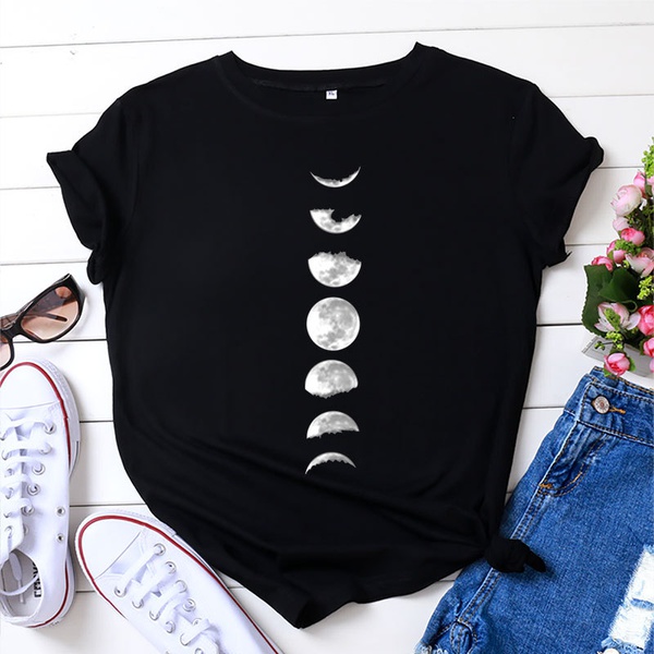 Casual Short-sleeve Moon Printed Tee For women